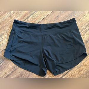Lululemon High-rise Speed-Up Shorts